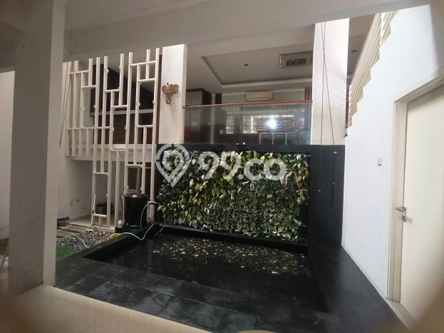 Sewa Rumah Murah di Bintaro Tangerang Selatan dengan 4 Kamar Tidur Sewa Rumah Murah di Bintaro Tangerang Selatan dengan 4 Kamar Tidur