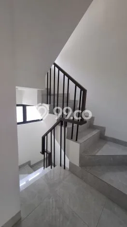 Disewakan! Rumah 3 Kamar Tidur &
2 Kamar Mandi di Bintaro, Tangerang Selatan Disewakan! Rumah 3 Kamar Tidur &
2 Kamar Mandi di Bintaro, Tangerang Selatan