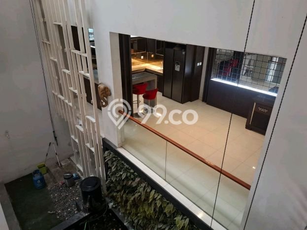 Rumah sewa siap huni 4 KT di Bintaro, Tangerang Selatan Rumah sewa siap huni 4 KT di Bintaro, Tangerang Selatan