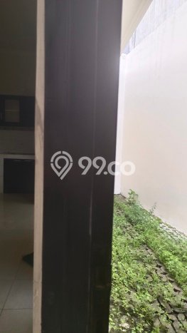Rumah Modern Cantik 3 Kamar Siap Huni di BSD Rumah Modern Cantik 3 Kamar Siap Huni di BSD