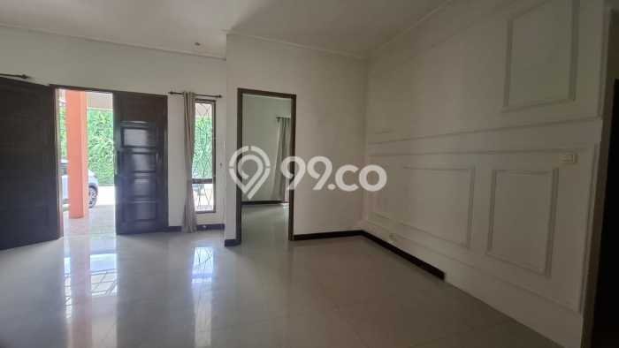 Rumah sewa siap pakai 4 Kamar Tidur di Bintaro, Tangerang Selatan Rumah sewa siap pakai 4 Kamar Tidur di Bintaro, Tangerang Selatan