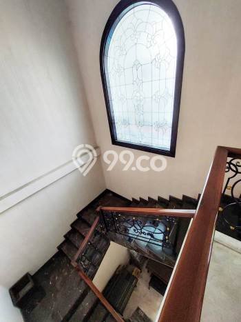 Rumah Mewah Siap Huni LT 1400m2 di Cinere, Depok Rumah Mewah Siap Huni LT 1400m2 di Cinere, Depok