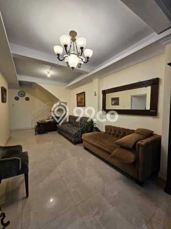 Dijual Rumah 4 Kamar Lokasi Strategis Nyaman dan Strategis di Cinere Dijual Rumah 4 Kamar Lokasi Strategis Nyaman dan Strategis di Cinere