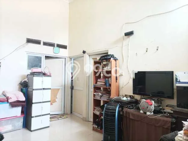 Dijual Cepat Rumah Bagus Siap Huni LB 70m2 di Cinere, Depok Dijual Cepat Rumah Bagus Siap Huni LB 70m2 di Cinere, Depok