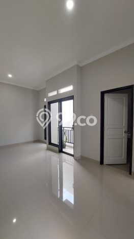 Rumah Strategis Modern Lb 130m2 di Cinere, Depok Rumah Strategis Modern Lb 130m2 di Cinere, Depok