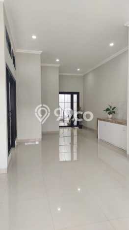 Rumah Strategis Modern Lb 130m2 di Cinere, Depok Rumah Strategis Modern Lb 130m2 di Cinere, Depok