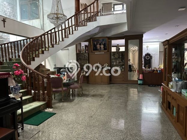 Hunian Mewah Dijual LT 662m2 di Penjaringan, Jakarta Utara Hunian Mewah Dijual LT 662m2 di Penjaringan, Jakarta Utara