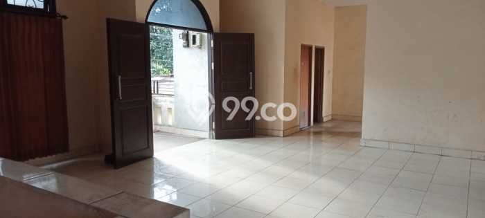 Rumah Strategis Modern Lb 450m2 di Mapanget, Manado Rumah Strategis Modern Lb 450m2 di Mapanget, Manado