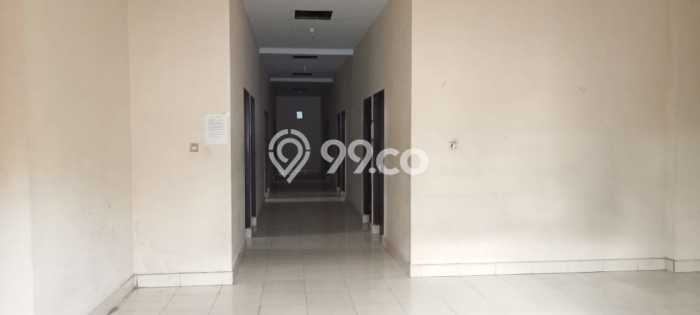 Rumah Strategis Modern Lb 450m2 di Mapanget, Manado Rumah Strategis Modern Lb 450m2 di Mapanget, Manado
