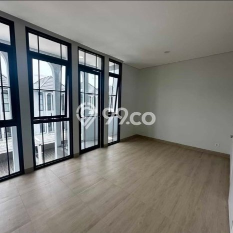 Rumah sewa siap pakai 4 KT di BSD City, Tangerang Rumah sewa siap pakai 4 KT di BSD City, Tangerang