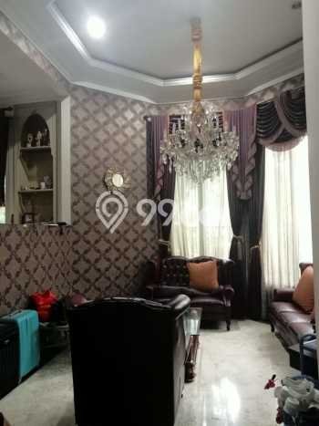 Dijual Rumah Mewah Exclusive di Kebayoran Lama, Jakarta Selatan Dijual Rumah Mewah Exclusive di Kebayoran Lama, Jakarta Selatan