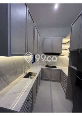 Ready to Use! Luxury House LT 300m2 Desain Modern di Gading Serpong Ready to Use! Luxury House LT 300m2 Desain Modern di Gading Serpong