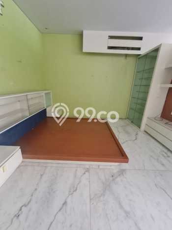 Jual Rumah Luas Elegan Dengan View Cantik di Intercon, Jakarta Barat Jual Rumah Luas Elegan Dengan View Cantik di Intercon, Jakarta Barat