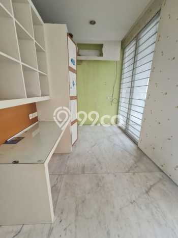 Jual Rumah Luas Elegan Dengan View Cantik di Intercon, Jakarta Barat Jual Rumah Luas Elegan Dengan View Cantik di Intercon, Jakarta Barat