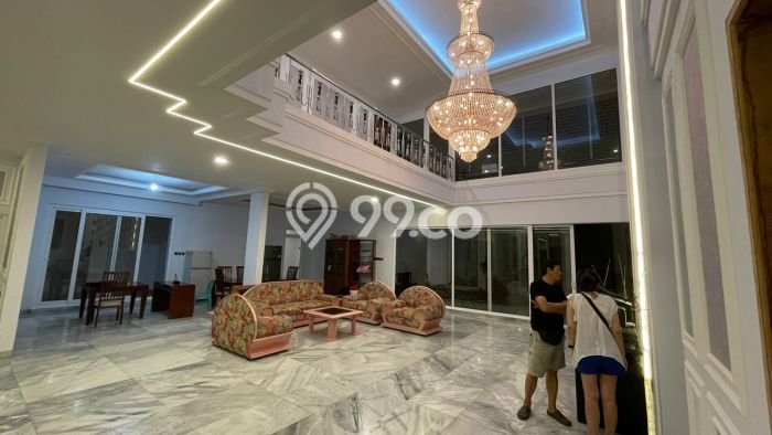Siap Huni Rumah Mewah 5 Kamar di Denpasar Barat Dekat ke Mana Saja Siap Huni Rumah Mewah 5 Kamar di Denpasar Barat Dekat ke Mana Saja