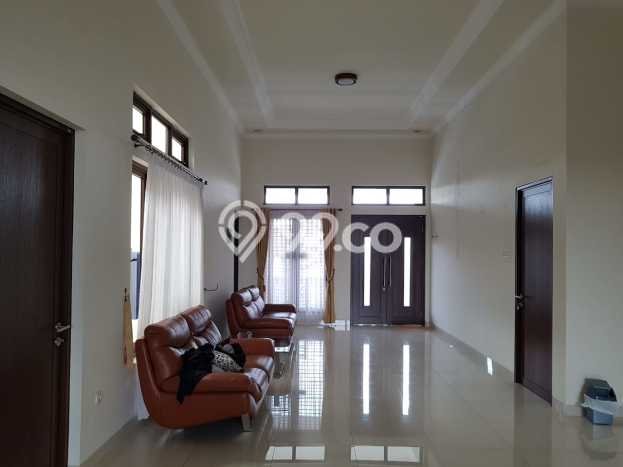 Rumah Elit Modern Siap Huni di Pejaten Jakarta Selatan Rumah Elit Modern Siap Huni di Pejaten Jakarta Selatan