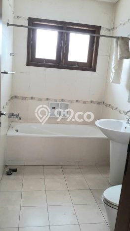 Rumah Luxury Modern Tanpa Renovasi di Lebak Bulus Jakarta Selatan Rumah Luxury Modern Tanpa Renovasi di Lebak Bulus Jakarta Selatan