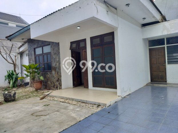 Rumah Disewakan Jakarta Timur LT 165m2 LB 100m2 Kawasan Kayu Putih Rumah Disewakan Jakarta Timur LT 165m2 LB 100m2 Kawasan Kayu Putih