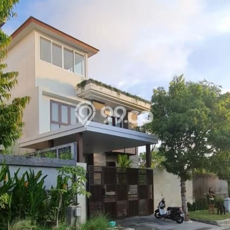 Dijual Segera! Vila di , Luas 346m2m², Lokasi Premium dekat dengan beragam fasilitas Dijual Segera! Vila di , Luas 346m2m², Lokasi Premium dekat dengan beragam fasilitas