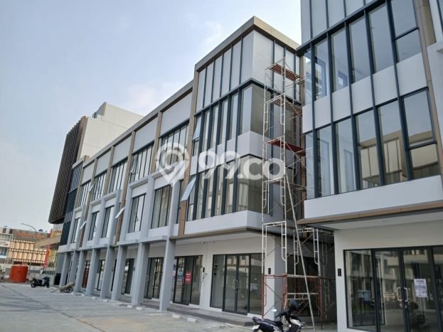 INVESTASI POTENSIAL! Ruko Kawasan Gading Serpong, Luas 139m², Potensi ROI Tinggi INVESTASI POTENSIAL! Ruko Kawasan Gading Serpong, Luas 139m², Potensi ROI Tinggi