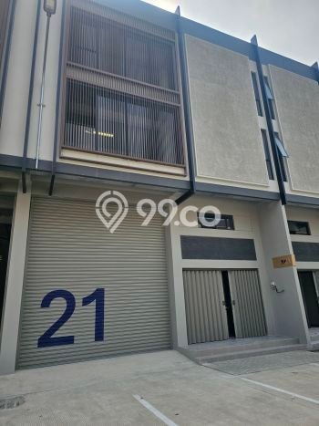 LOKASI STRATEGIS! Gudang Disewakan di Tangerang, Luas 420m², Kawasan Ramai LOKASI STRATEGIS! Gudang Disewakan di Tangerang, Luas 420m², Kawasan Ramai