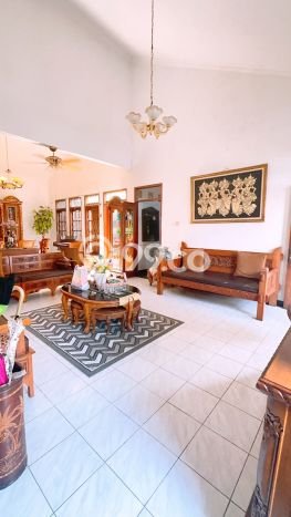 Rumah SUPER MEWAH! area Batununggal, Bandung, LT 513m2m² Bangunan 350m2m², HARGA SPESIAL Rumah SUPER MEWAH! area Batununggal, Bandung, LT 513m2m² Bangunan 350m2m², HARGA SPESIAL