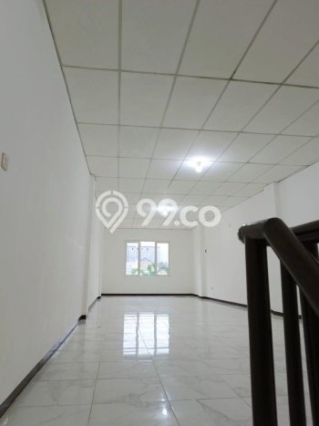 Ruko Kawasan Bisnis Kawasan Kedoya, Luas 300m2m², Mainroad Ruko Kawasan Bisnis Kawasan Kedoya, Luas 300m2m², Mainroad