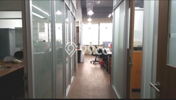 Unit Kantor Dijual di Jakarta Barat LT 136m2 & LB 136m2 Unit Kantor Dijual di Jakarta Barat LT 136m2 & LB 136m2