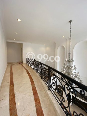 Rumah Elit LB 684m2 Siap Pakai Desain Elegan di Lebak Bulus, Jakarta Selatan Rumah Elit LB 684m2 Siap Pakai Desain Elegan di Lebak Bulus, Jakarta Selatan