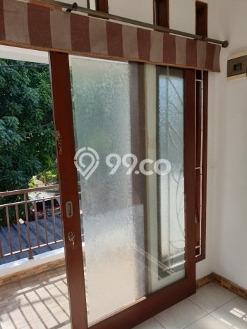 Dijual Hunian Rumah Terawat 3 Kamar di Graha Bintaro, Jakarta Selatan Dijual Hunian Rumah Terawat 3 Kamar di Graha Bintaro, Jakarta Selatan