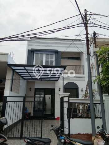 Dijual Hunian Rumah Nyaman 4 KT di Graha Bintaro, Jakarta Selatan Dijual Hunian Rumah Nyaman 4 KT di Graha Bintaro, Jakarta Selatan