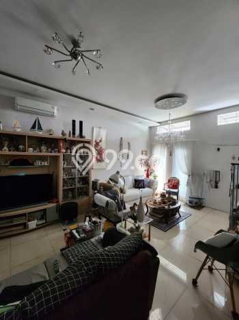 Rumah Eksklusif Siap Huni LT 84m2 di Kelapa Gading, Jakarta Utara Rumah Eksklusif Siap Huni LT 84m2 di Kelapa Gading, Jakarta Utara