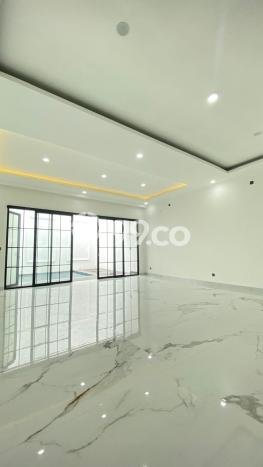 Hunian Mewah LB 363m2 Siap Huni Desain Elegan di Bintaro, Tangerang Selatan Hunian Mewah LB 363m2 Siap Huni Desain Elegan di Bintaro, Tangerang Selatan