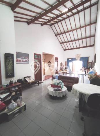 Rumah Luas Asri 4 KT Siap Pakai di Cipadu Tangerang Rumah Luas Asri 4 KT Siap Pakai di Cipadu Tangerang