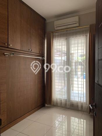 Disewakan! Rumah 3 Kamar Tidur &
2 Kamar Mandi di Bintaro, Tangerang Selatan Disewakan! Rumah 3 Kamar Tidur &
2 Kamar Mandi di Bintaro, Tangerang Selatan