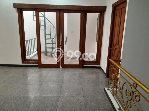 Jual Rumah Mewah Megah Dengan View Eksklusif di Sunter, Jakarta Utara Jual Rumah Mewah Megah Dengan View Eksklusif di Sunter, Jakarta Utara