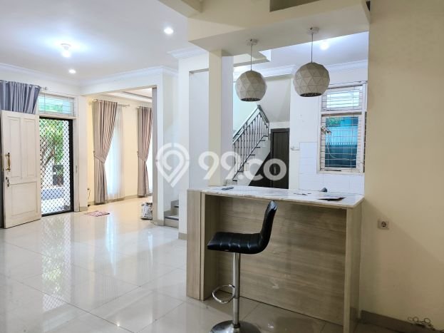 Hunian Mewah LB 165m2 Siap Huni Desain Elegan di Sunter, Jakarta Utara Hunian Mewah LB 165m2 Siap Huni Desain Elegan di Sunter, Jakarta Utara