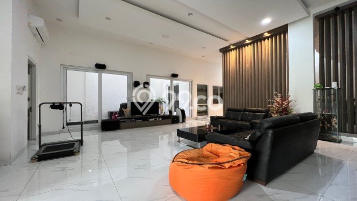 Rumah Luxury Modern Tanpa Renovasi di Sunter Jakarta Utara Rumah Luxury Modern Tanpa Renovasi di Sunter Jakarta Utara