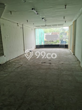 Disewakan Ruko di Pusat Kota Surabaya Ramai Strategis Disewakan Ruko di Pusat Kota Surabaya Ramai Strategis