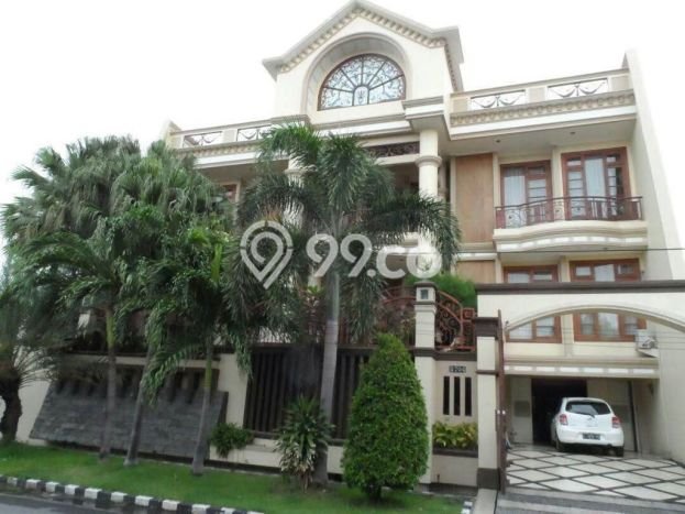 Rumah Luxury Modern Tanpa Renovasi di Margorejo Surabaya Rumah Luxury Modern Tanpa Renovasi di Margorejo Surabaya