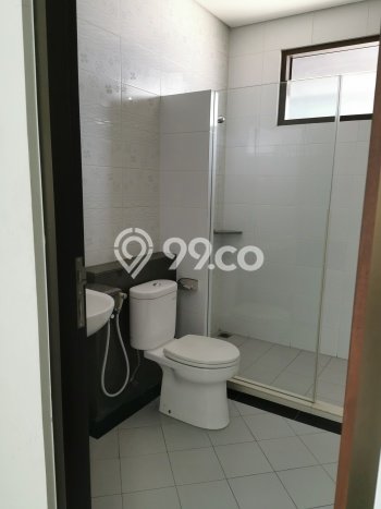 Rumah Strategis area , Dekat Surabaya, Surabaya - 4 KT Rumah Strategis area , Dekat Surabaya, Surabaya - 4 KT