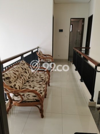 Rumah Strategis area , Dekat Surabaya, Surabaya - 4 KT Rumah Strategis area , Dekat Surabaya, Surabaya - 4 KT