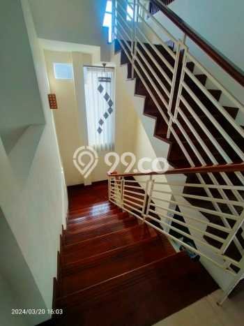 Ready to Use! Premium House LT 508m2 Desain Modern di Dago Pakar Ready to Use! Premium House LT 508m2 Desain Modern di Dago Pakar
