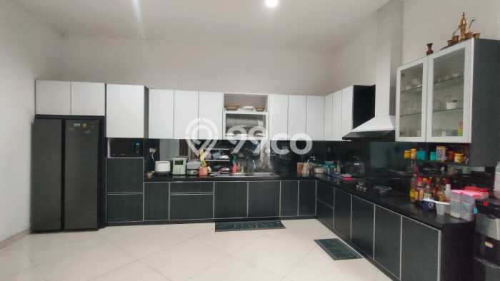 Rumah Luxury Modern Tanpa Renovasi di Setiabudi Bandung Rumah Luxury Modern Tanpa Renovasi di Setiabudi Bandung