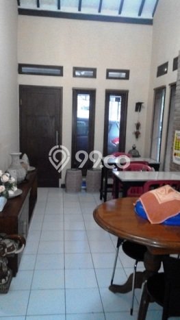 Rumah Strategis area Arcamanik, Bandung, Luas 149m² LB 130m² - HARGA NEGO! Rumah Strategis area Arcamanik, Bandung, Luas 149m² LB 130m² - HARGA NEGO!