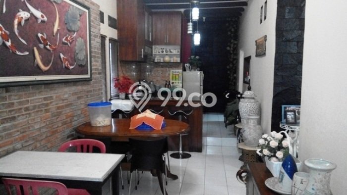 Rumah Strategis area Arcamanik, Bandung, Luas 149m² LB 130m² - HARGA NEGO! Rumah Strategis area Arcamanik, Bandung, Luas 149m² LB 130m² - HARGA NEGO!
