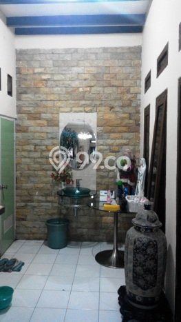 Rumah Strategis area Arcamanik, Bandung, Luas 149m² LB 130m² - HARGA NEGO! Rumah Strategis area Arcamanik, Bandung, Luas 149m² LB 130m² - HARGA NEGO!