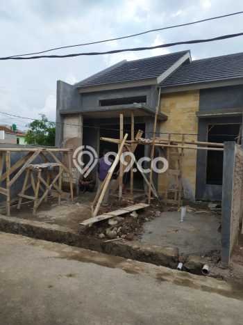 DIJUAL CEPAT! Rumah Ready Stock Lokasi Premium Arcamanik, LT 74m² LB 48m² DIJUAL CEPAT! Rumah Ready Stock Lokasi Premium Arcamanik, LT 74m² LB 48m²