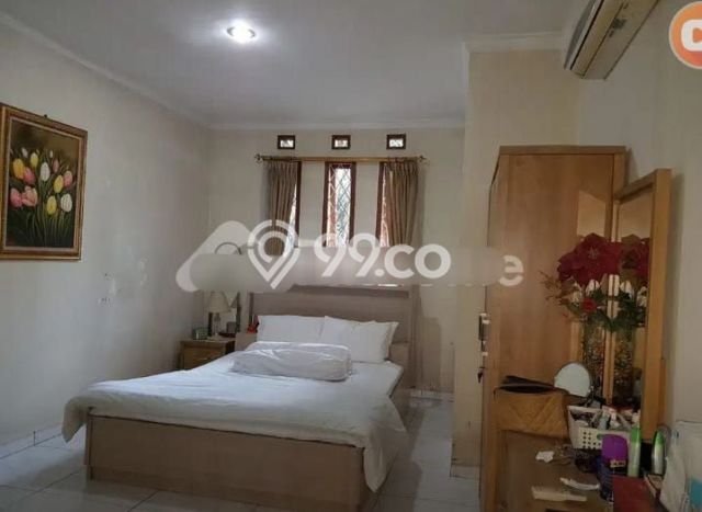 Kesempatan Emas Memiliki Rumah 5 KT 3 KM di Pusat Kota Turangga, Bandung Kesempatan Emas Memiliki Rumah 5 KT 3 KM di Pusat Kota Turangga, Bandung