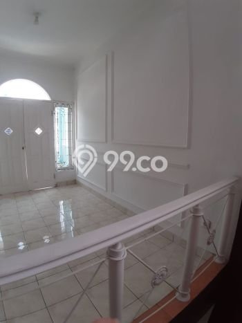 Rumah Terawat LT 72m² / LB 120m² di Kawasan Bisnis Cimahi, Bandung Rumah Terawat LT 72m² / LB 120m² di Kawasan Bisnis Cimahi, Bandung